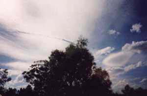 Cloudship UFO in the skies over Canyonleigh